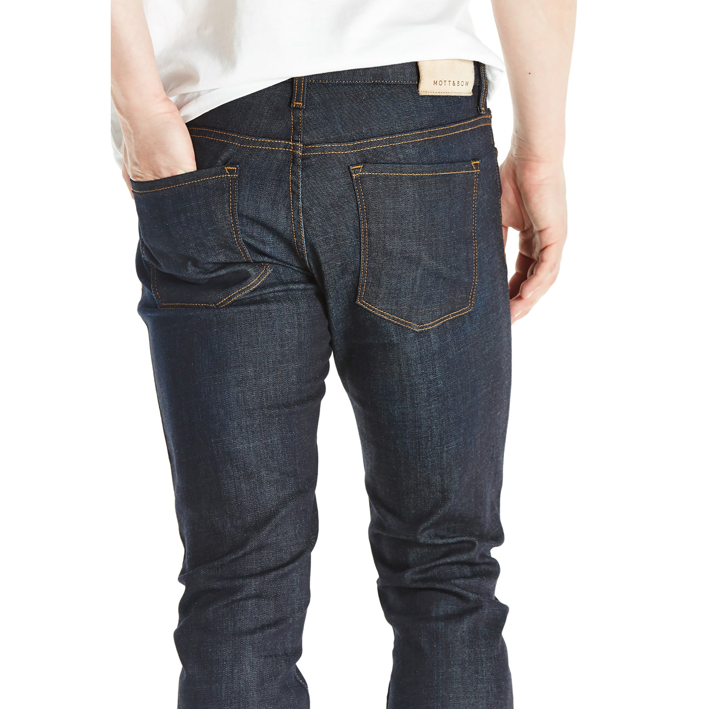 Men wearing Bleu Foncé Jean droit Crosby