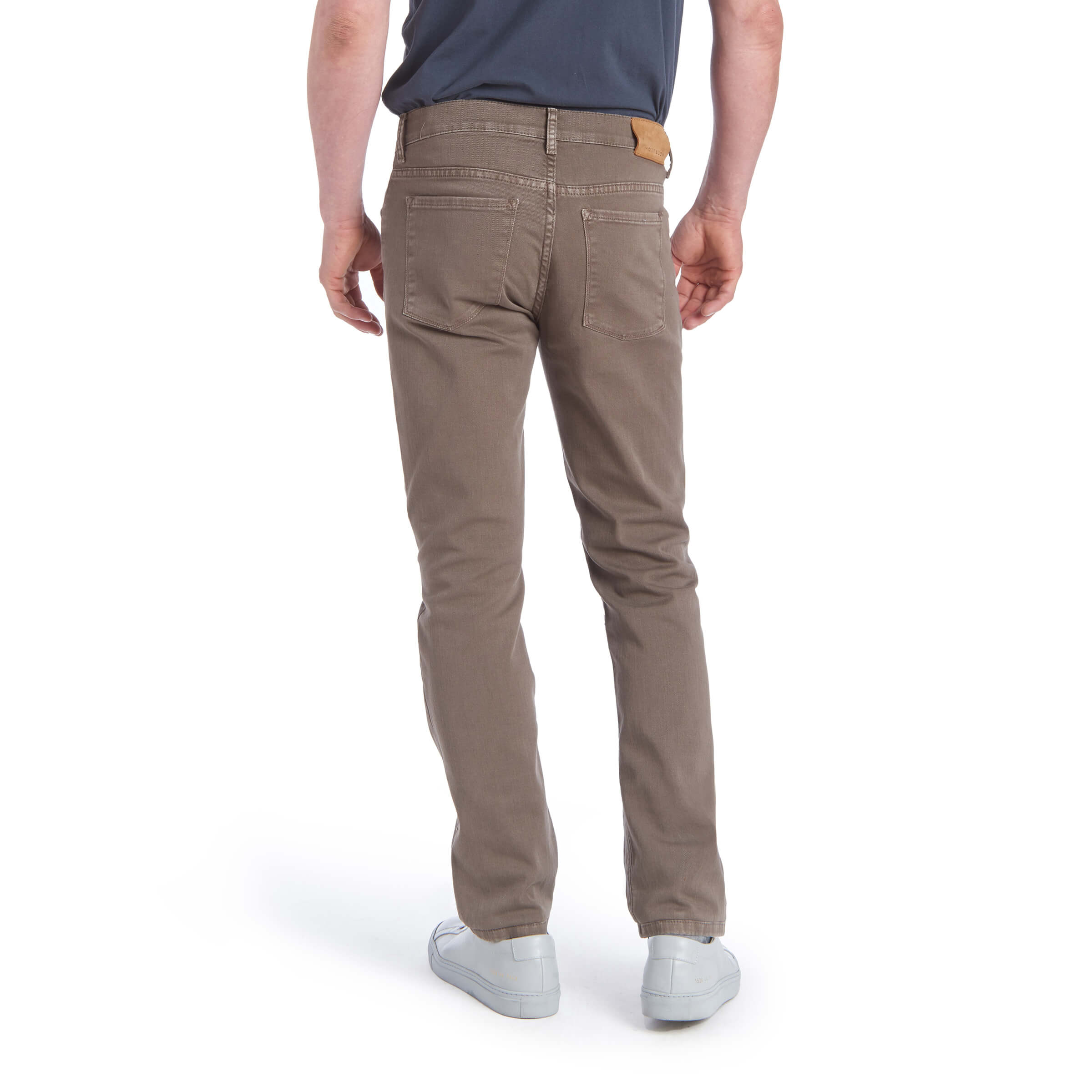 Men wearing Saddle Slim Mercer Jeans